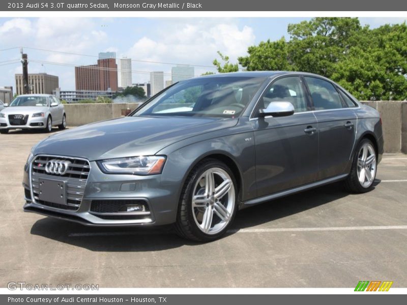 Front 3/4 View of 2013 S4 3.0T quattro Sedan