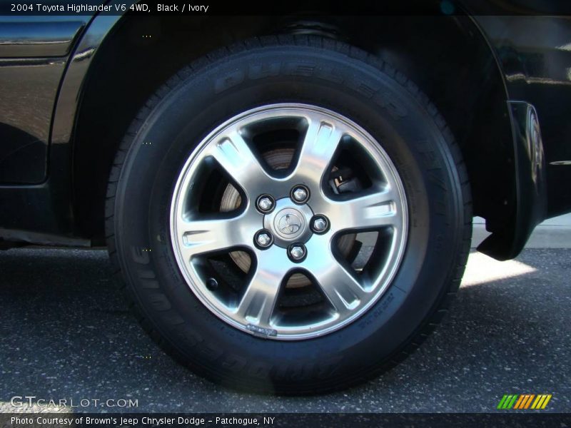 Black / Ivory 2004 Toyota Highlander V6 4WD