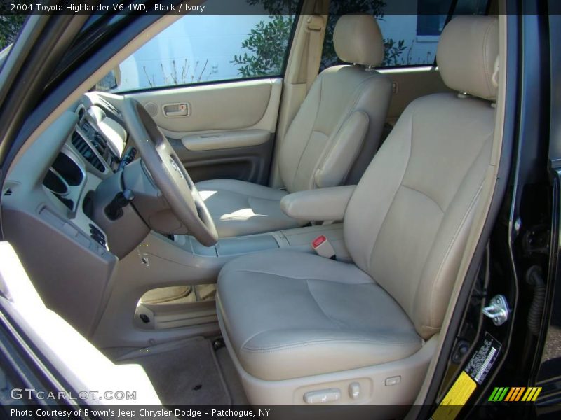Black / Ivory 2004 Toyota Highlander V6 4WD
