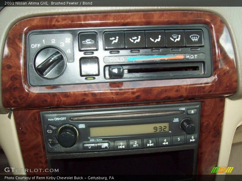 Brushed Pewter / Blond 2001 Nissan Altima GXE
