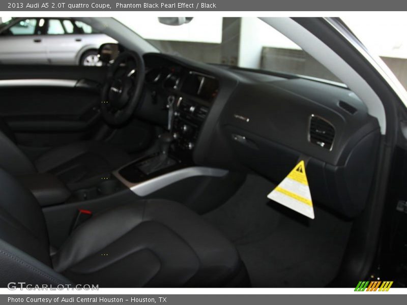 Phantom Black Pearl Effect / Black 2013 Audi A5 2.0T quattro Coupe