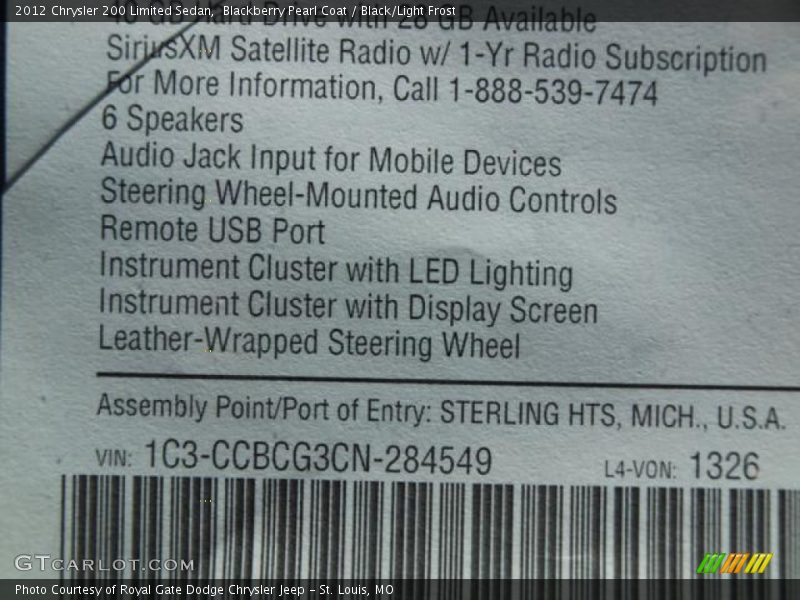 Blackberry Pearl Coat / Black/Light Frost 2012 Chrysler 200 Limited Sedan