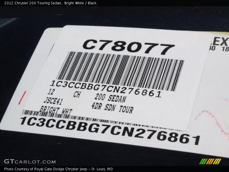 Bright White / Black 2012 Chrysler 200 Touring Sedan