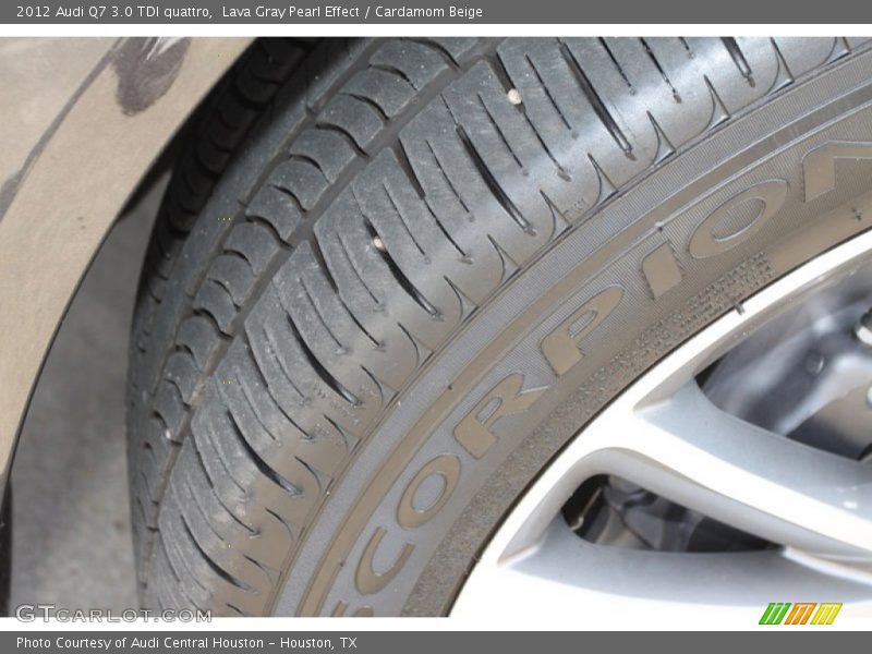 Lava Gray Pearl Effect / Cardamom Beige 2012 Audi Q7 3.0 TDI quattro