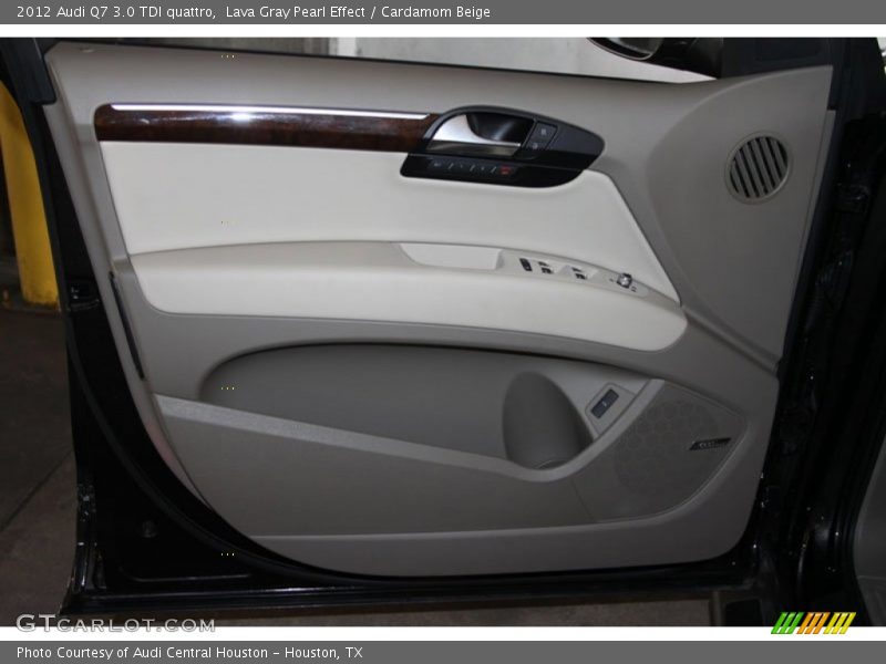 Lava Gray Pearl Effect / Cardamom Beige 2012 Audi Q7 3.0 TDI quattro