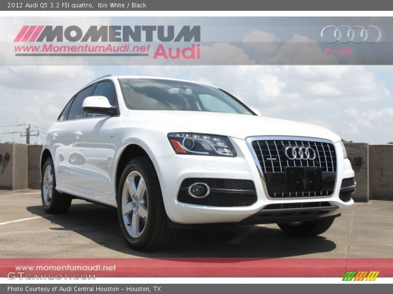 Ibis White / Black 2012 Audi Q5 3.2 FSI quattro