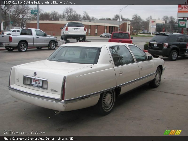 White Diamond / Ivory 1995 Cadillac DeVille Sedan