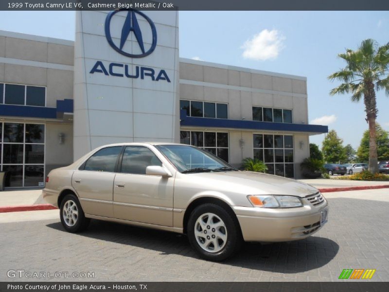 Cashmere Beige Metallic / Oak 1999 Toyota Camry LE V6