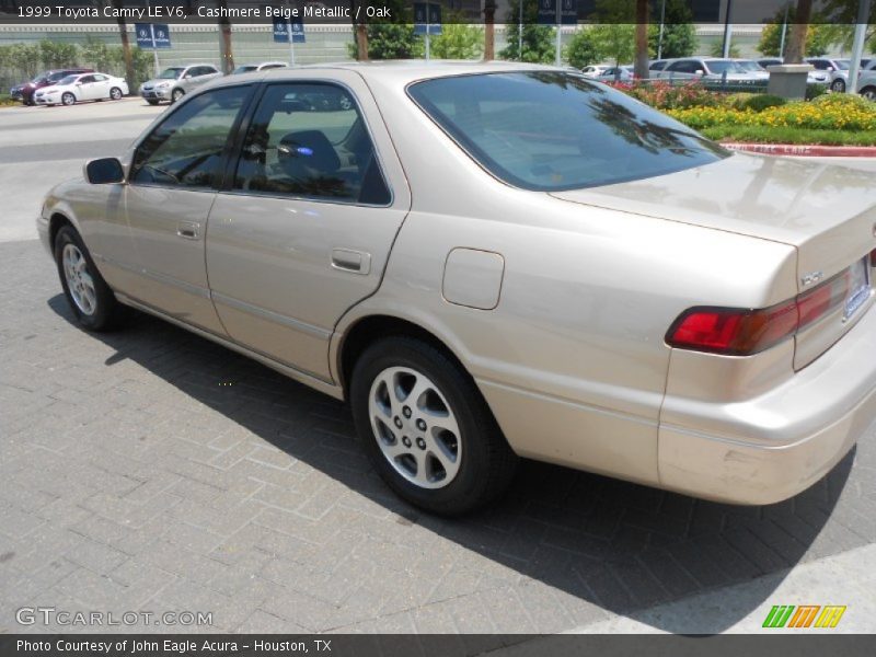 Cashmere Beige Metallic / Oak 1999 Toyota Camry LE V6