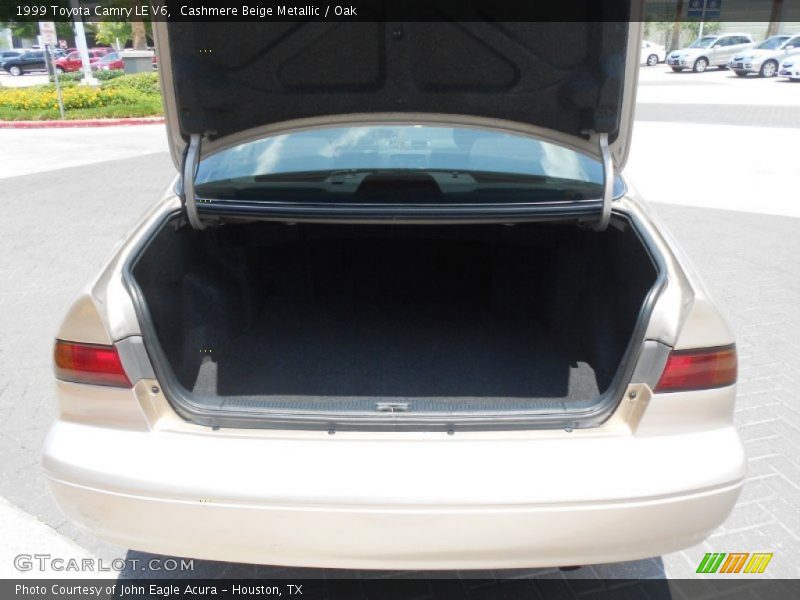 Cashmere Beige Metallic / Oak 1999 Toyota Camry LE V6