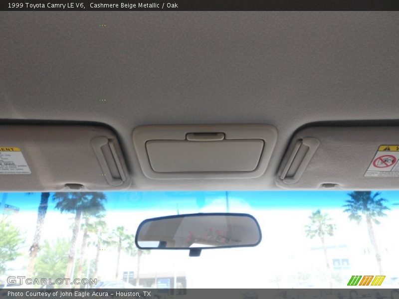 Cashmere Beige Metallic / Oak 1999 Toyota Camry LE V6