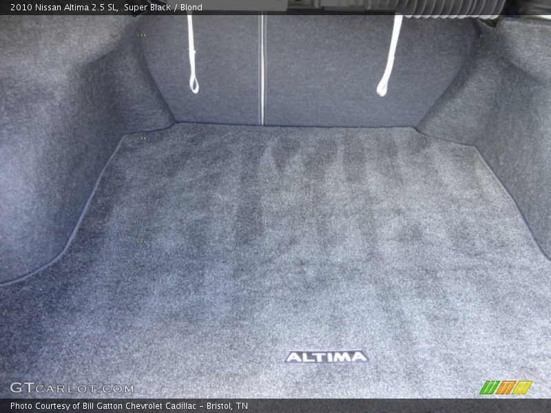 Super Black / Blond 2010 Nissan Altima 2.5 SL