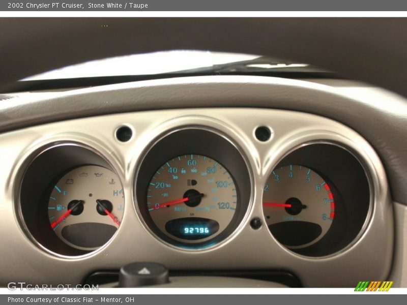 Stone White / Taupe 2002 Chrysler PT Cruiser