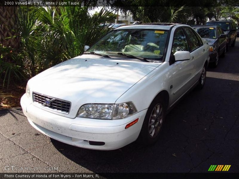 White / Light Taupe 2003 Volvo S40 1.9T