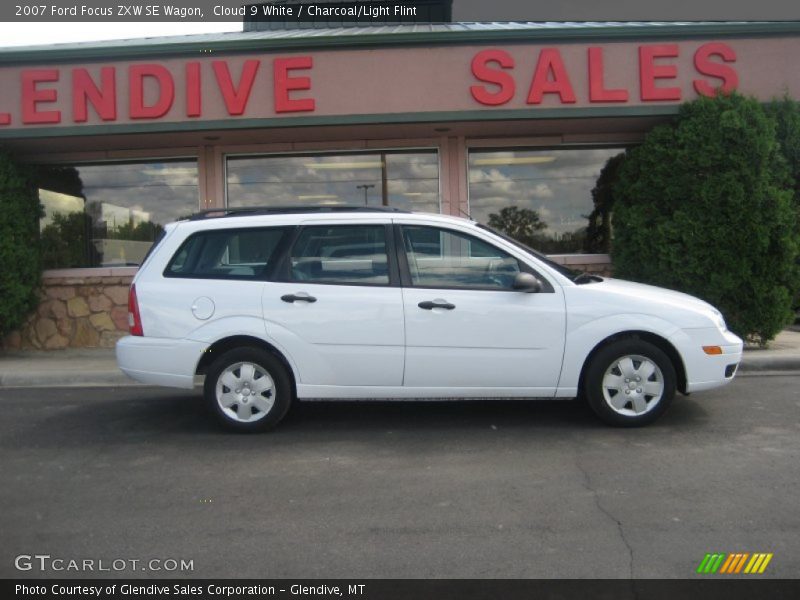 Cloud 9 White / Charcoal/Light Flint 2007 Ford Focus ZXW SE Wagon