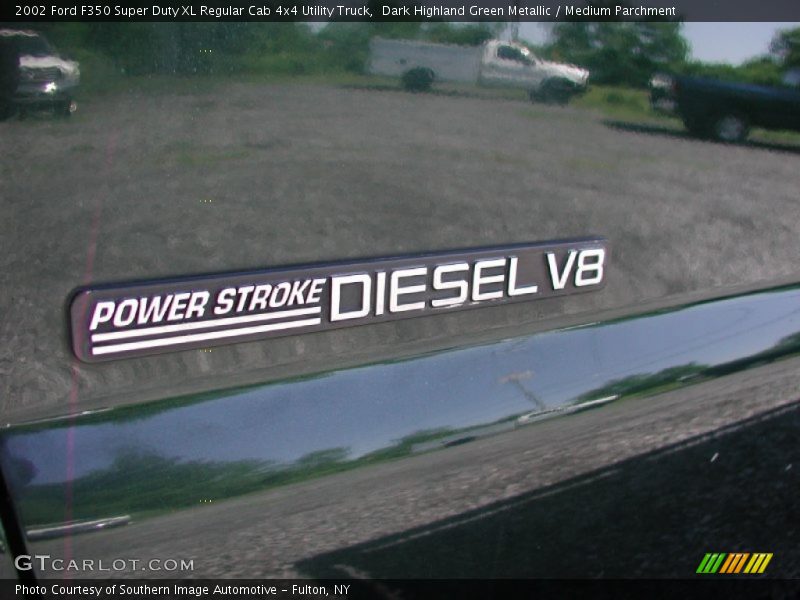 Dark Highland Green Metallic / Medium Parchment 2002 Ford F350 Super Duty XL Regular Cab 4x4 Utility Truck