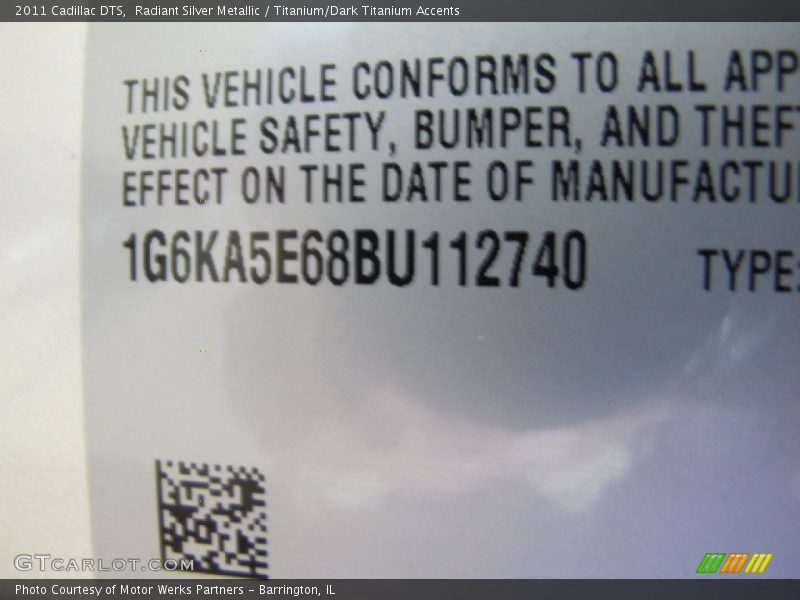 Radiant Silver Metallic / Titanium/Dark Titanium Accents 2011 Cadillac DTS