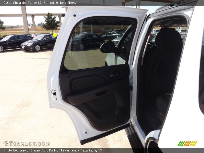 Summit White / Ebony 2011 Chevrolet Tahoe LS