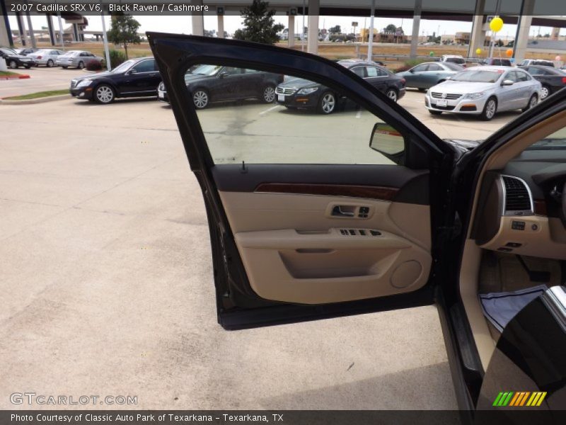 Black Raven / Cashmere 2007 Cadillac SRX V6