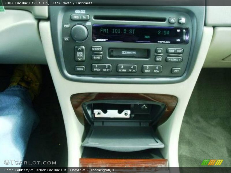 Black Raven / Cashmere 2004 Cadillac DeVille DTS