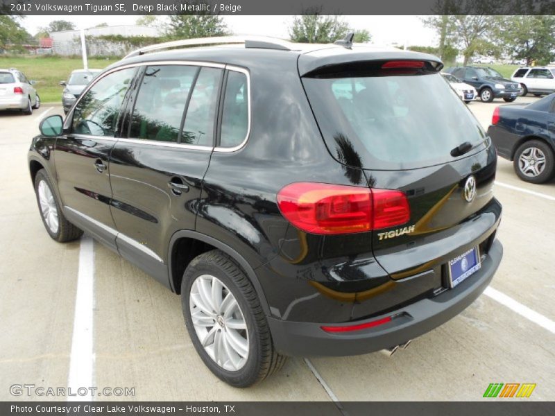 Deep Black Metallic / Beige 2012 Volkswagen Tiguan SE