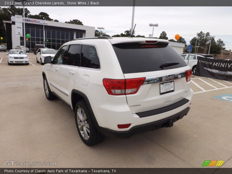 Stone White / Black 2012 Jeep Grand Cherokee Laredo