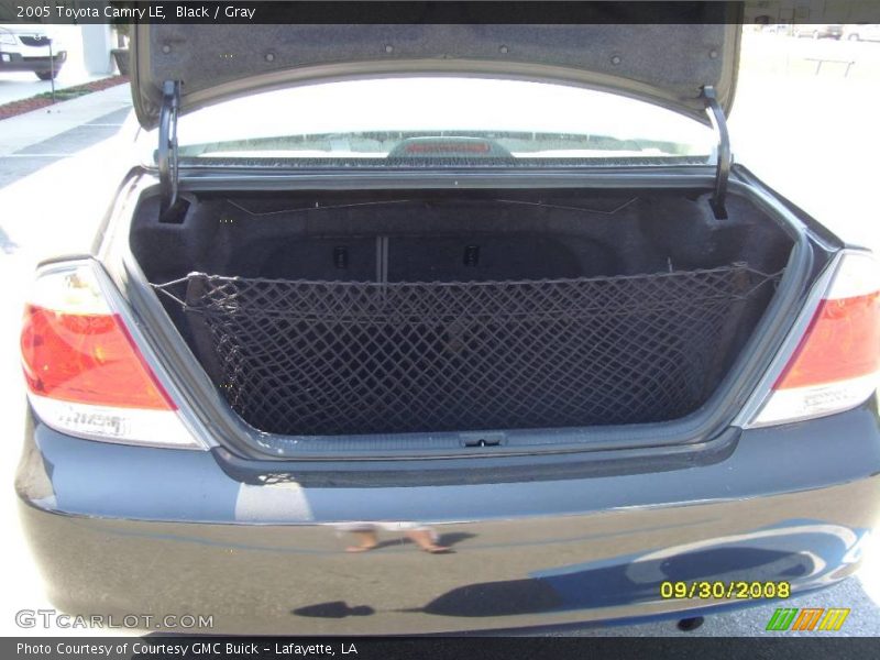 Black / Gray 2005 Toyota Camry LE