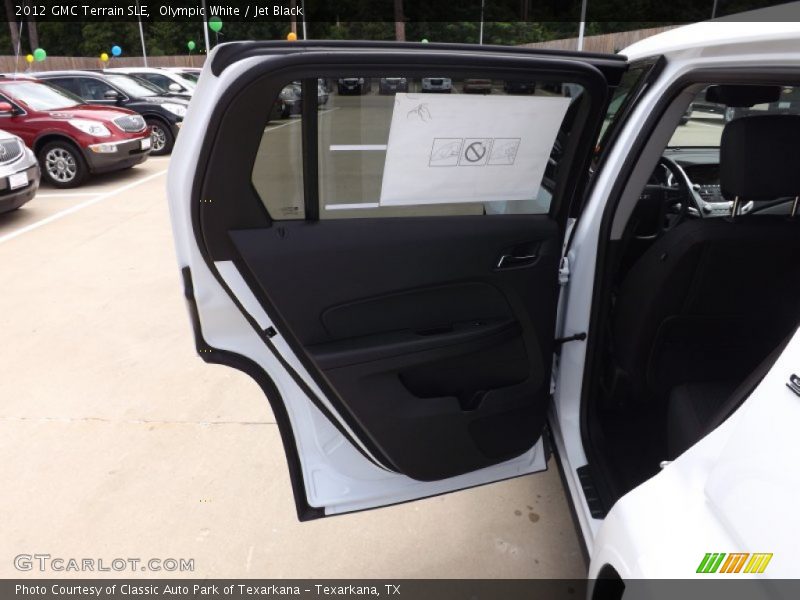 Olympic White / Jet Black 2012 GMC Terrain SLE