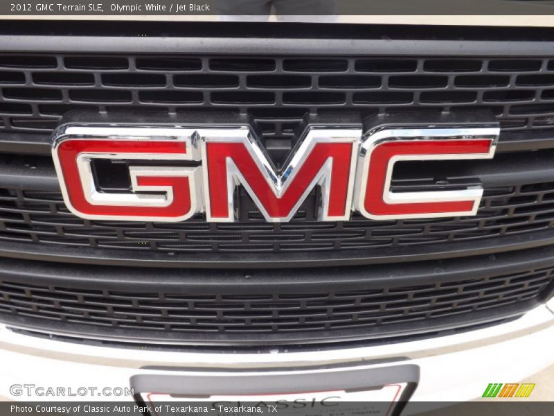 Olympic White / Jet Black 2012 GMC Terrain SLE