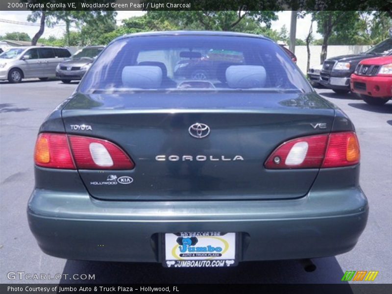 Woodland Green Pearl / Light Charcoal 2000 Toyota Corolla VE