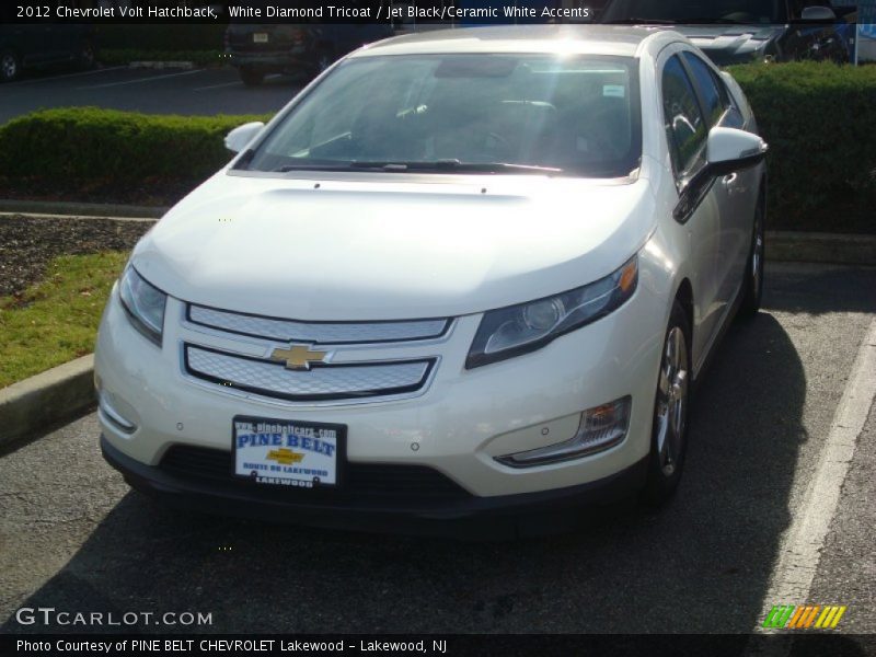 White Diamond Tricoat / Jet Black/Ceramic White Accents 2012 Chevrolet Volt Hatchback