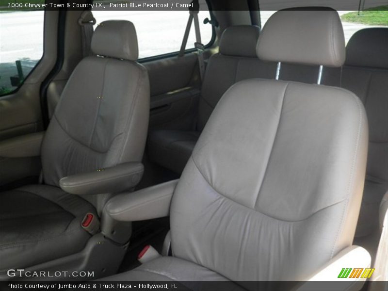 Patriot Blue Pearlcoat / Camel 2000 Chrysler Town & Country LXi