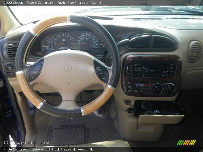 Patriot Blue Pearlcoat / Camel 2000 Chrysler Town & Country LXi