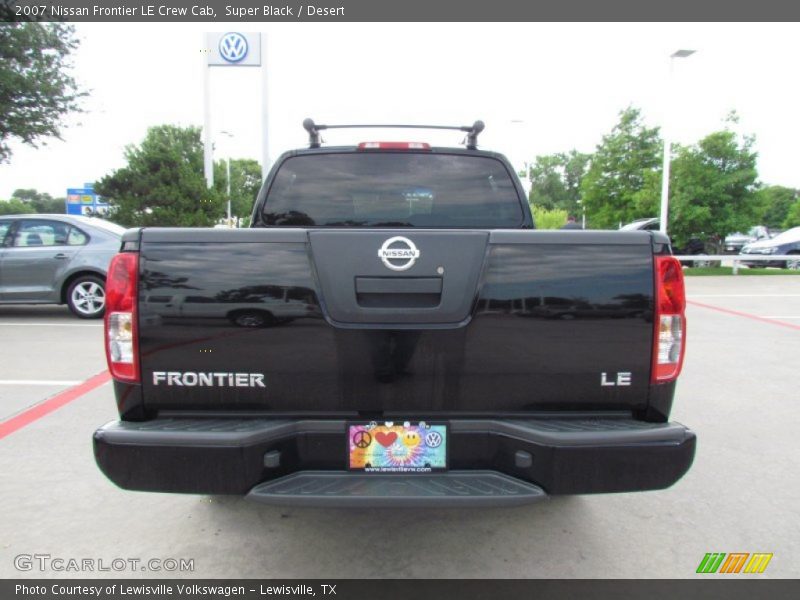 Super Black / Desert 2007 Nissan Frontier LE Crew Cab