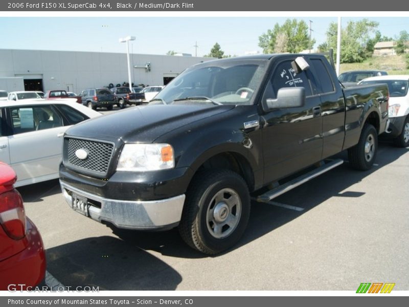 Black / Medium/Dark Flint 2006 Ford F150 XL SuperCab 4x4