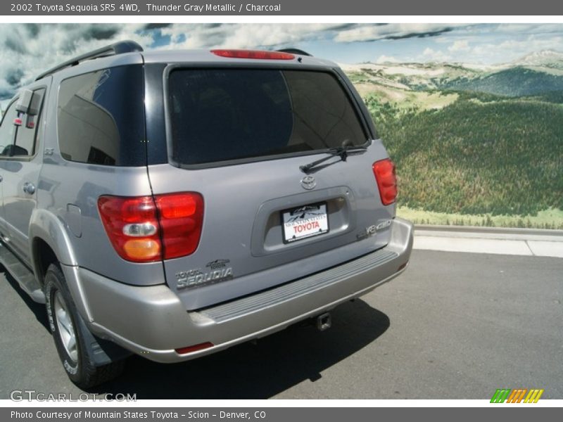 Thunder Gray Metallic / Charcoal 2002 Toyota Sequoia SR5 4WD