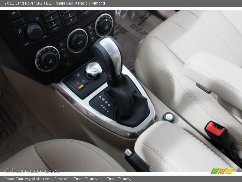 Rimini Red Metallic / Almond 2011 Land Rover LR2 HSE