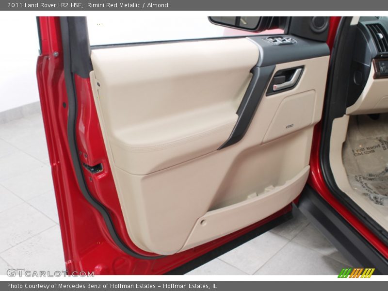 Rimini Red Metallic / Almond 2011 Land Rover LR2 HSE