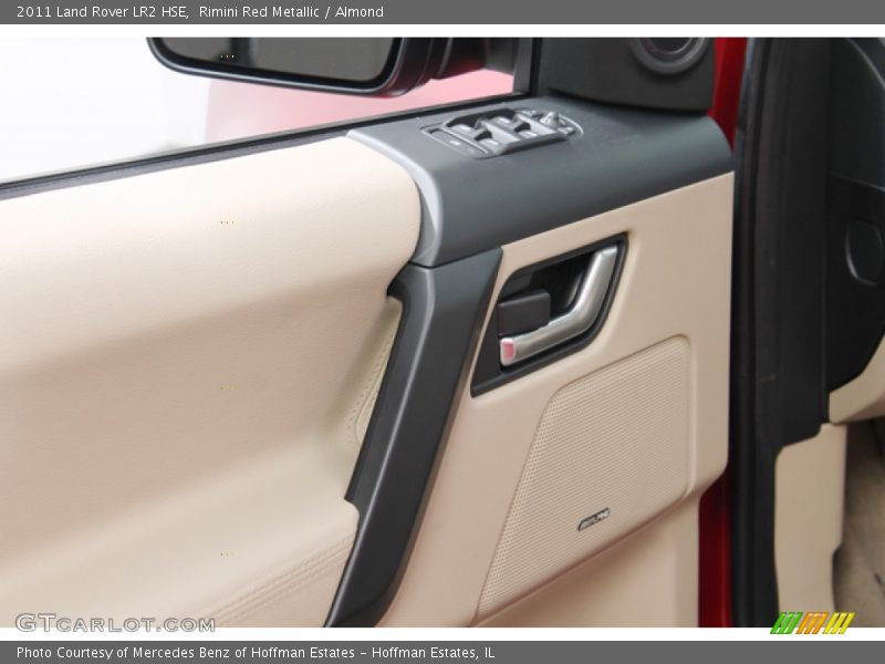 Rimini Red Metallic / Almond 2011 Land Rover LR2 HSE