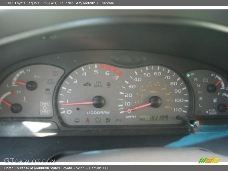Thunder Gray Metallic / Charcoal 2002 Toyota Sequoia SR5 4WD