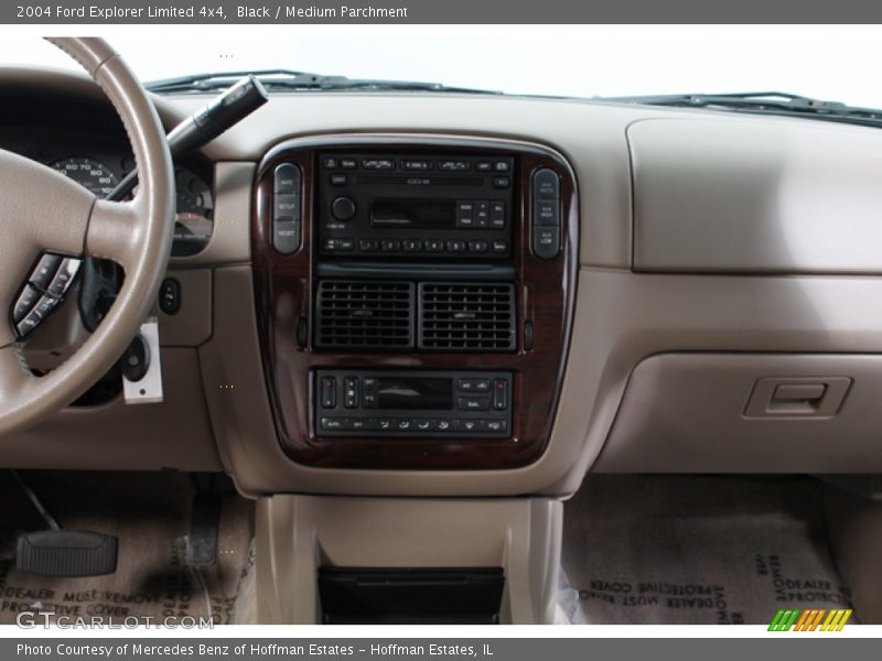 Black / Medium Parchment 2004 Ford Explorer Limited 4x4