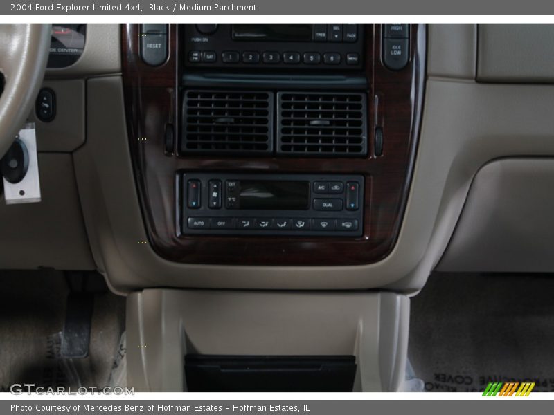 Black / Medium Parchment 2004 Ford Explorer Limited 4x4
