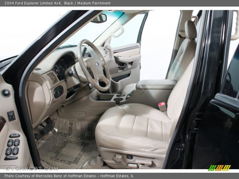 Black / Medium Parchment 2004 Ford Explorer Limited 4x4