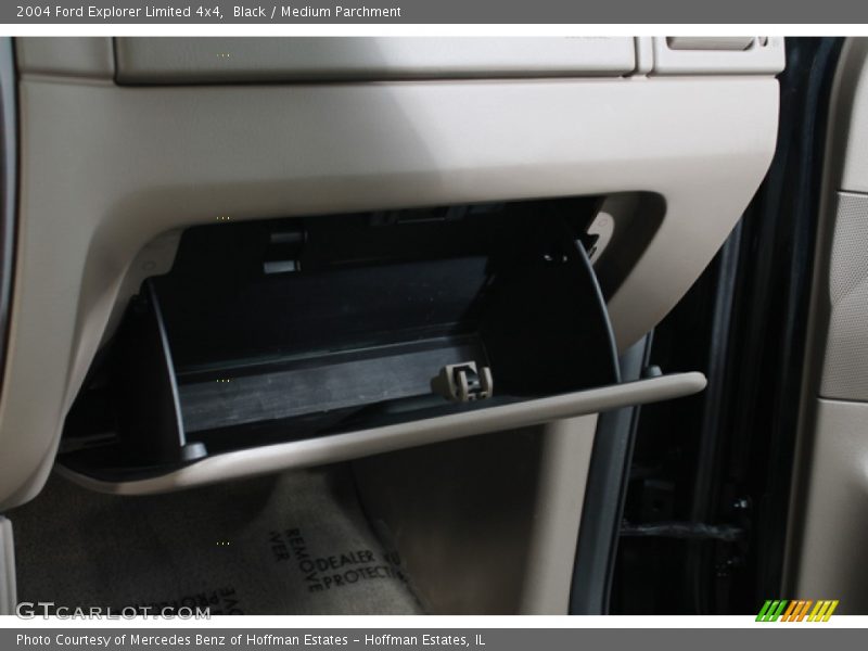 Black / Medium Parchment 2004 Ford Explorer Limited 4x4