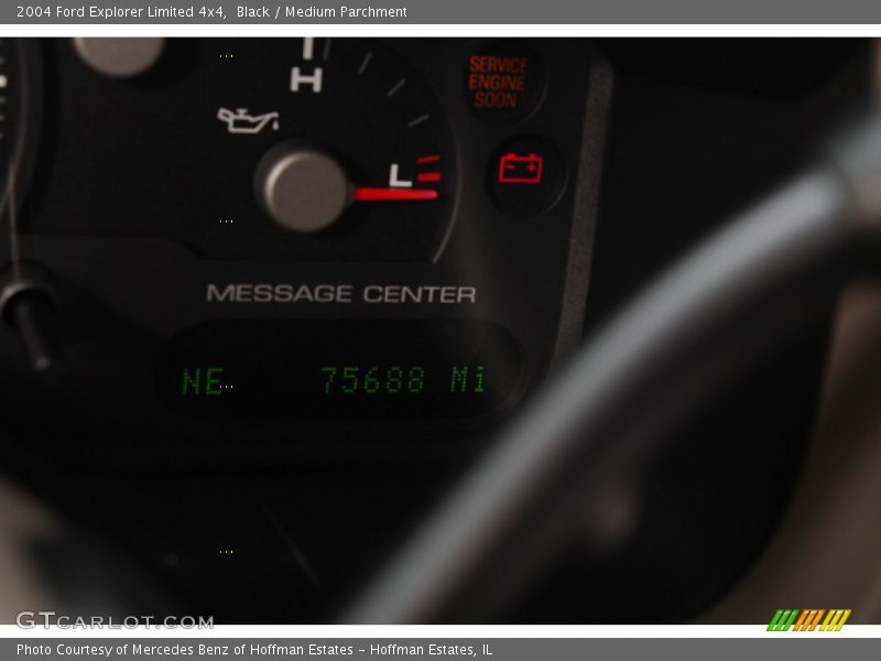 Black / Medium Parchment 2004 Ford Explorer Limited 4x4