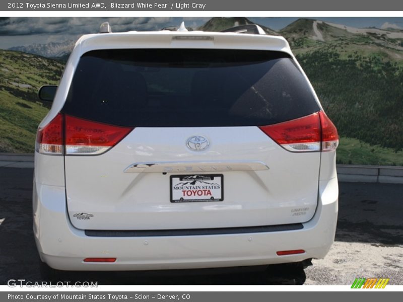 Blizzard White Pearl / Light Gray 2012 Toyota Sienna Limited AWD