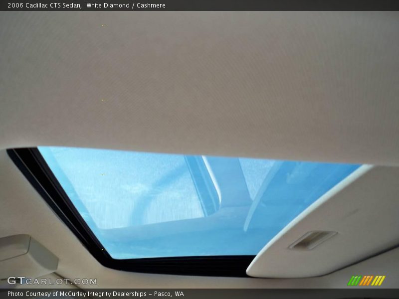 White Diamond / Cashmere 2006 Cadillac CTS Sedan