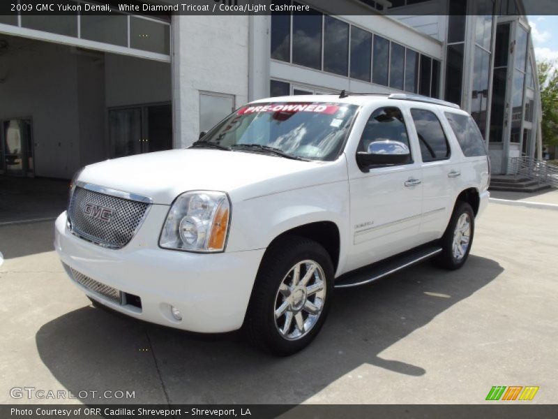 White Diamond Tricoat / Cocoa/Light Cashmere 2009 GMC Yukon Denali