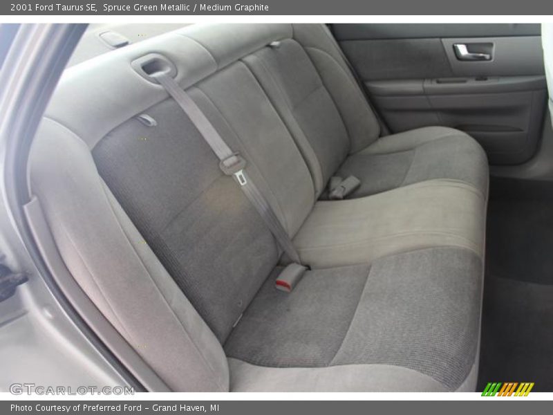 Rear Seat of 2001 Taurus SE