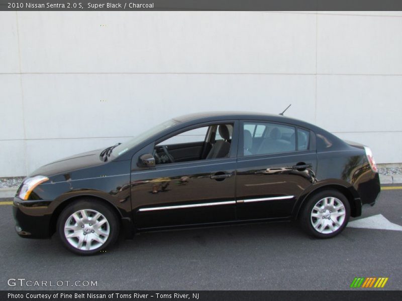 Super Black / Charcoal 2010 Nissan Sentra 2.0 S